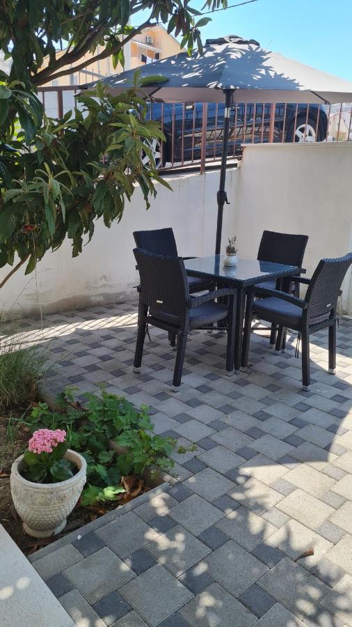 Apartments Prizmic Podstrana Exterior foto